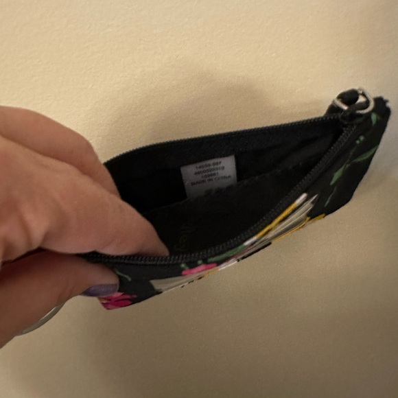 Vera Bradley, Zip ID Case in Wildflower Garden pattern, never used. - Picture 5 of 5